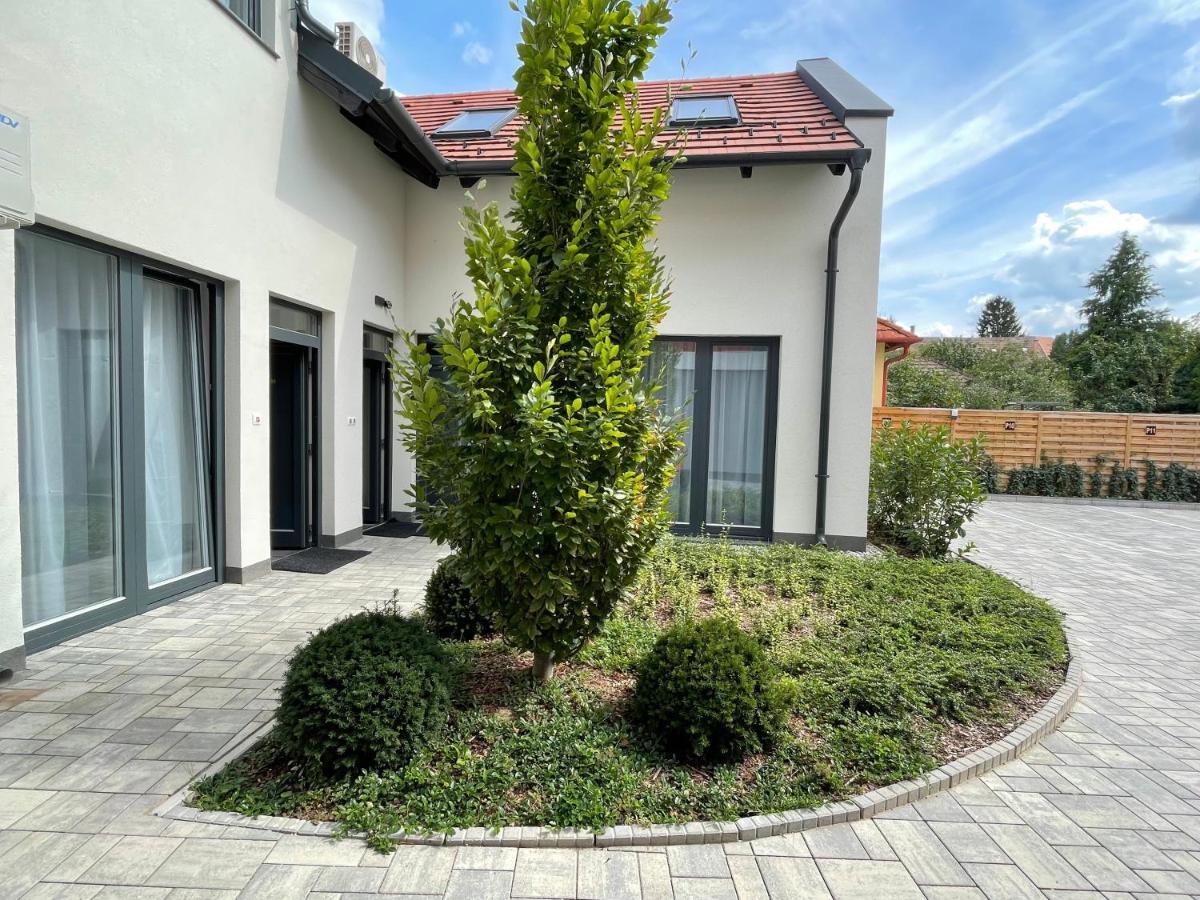Dotis Apartman تاتا المظهر الخارجي الصورة